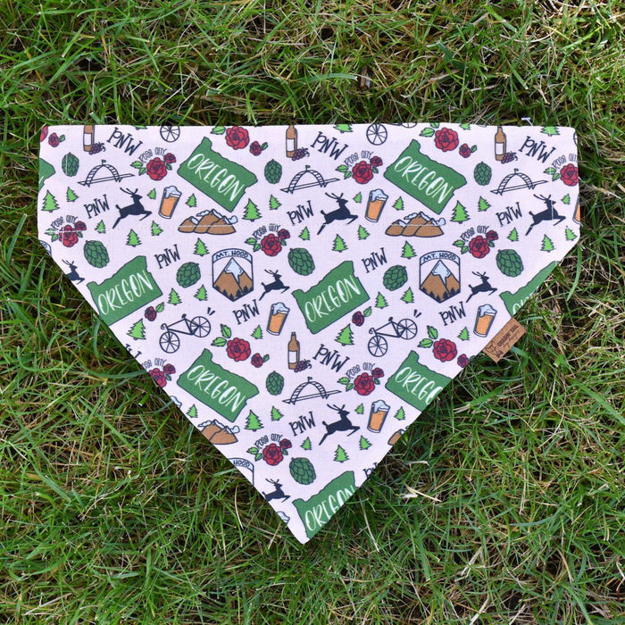 Chasin' Tail Dog Bandana PNW Rose Stag, Medium