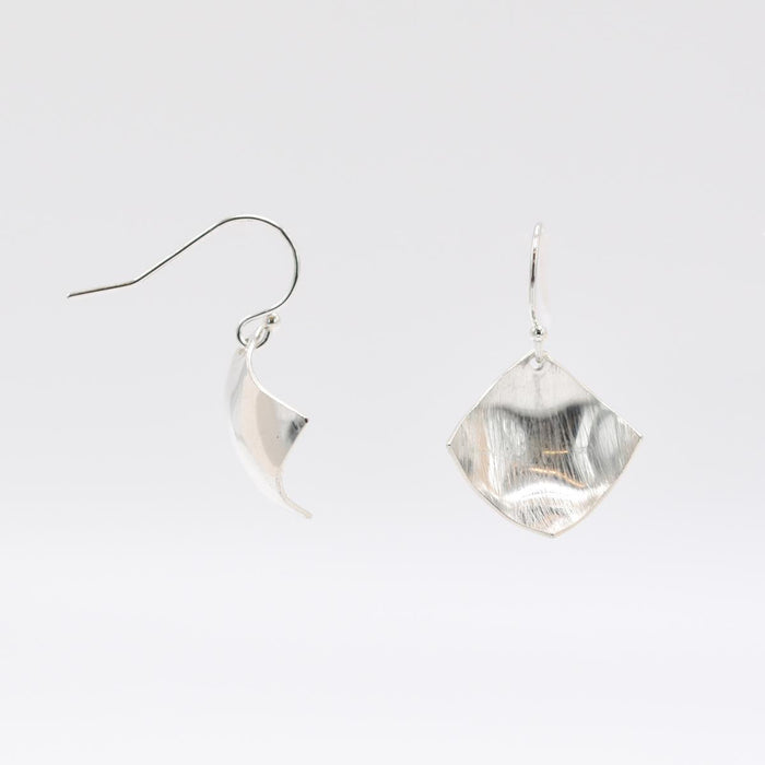 Elizabeth Jewelry Silver Square Cup Earrings