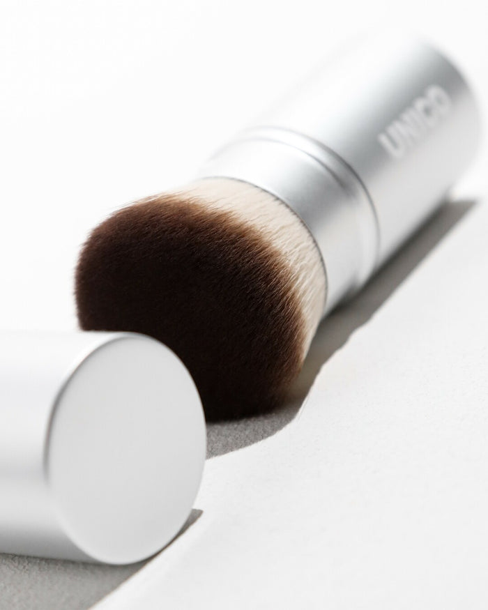 KABUKI BRUSH