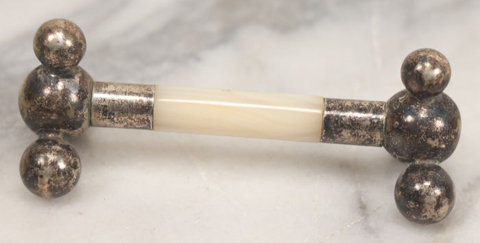 Lot 037 - Pair Of Antique Silverplate And Mother Of Pearl Knife Rests, 3-1/2" Long Each