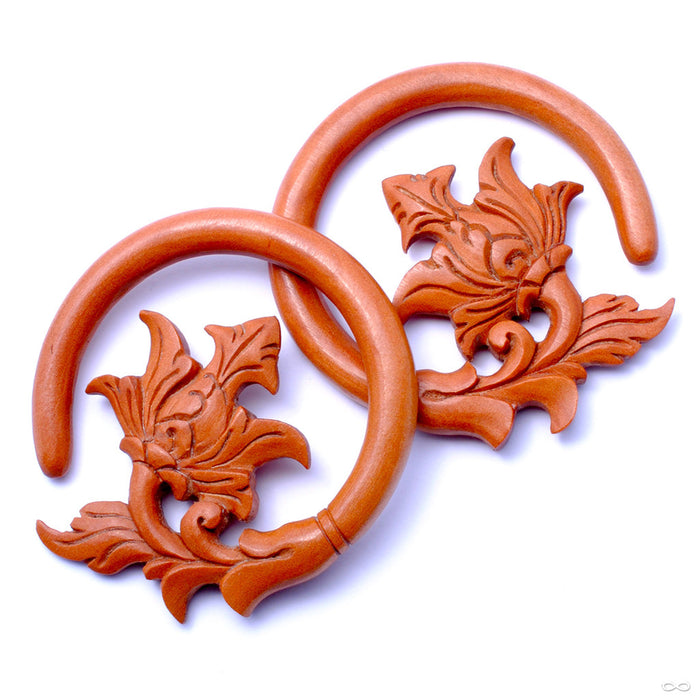 Maxa in Wood from Maya Jewelry in Saba Wood