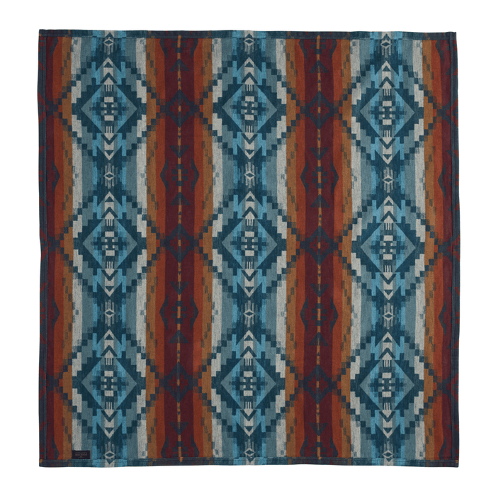 Pendleton Carico Lake Throw Blanket Gift Pack Jaquard Back