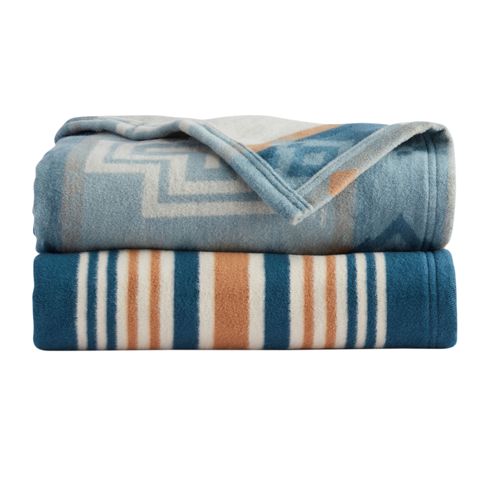 Pendleton San Marino Throw Blanket Gift Pack Side