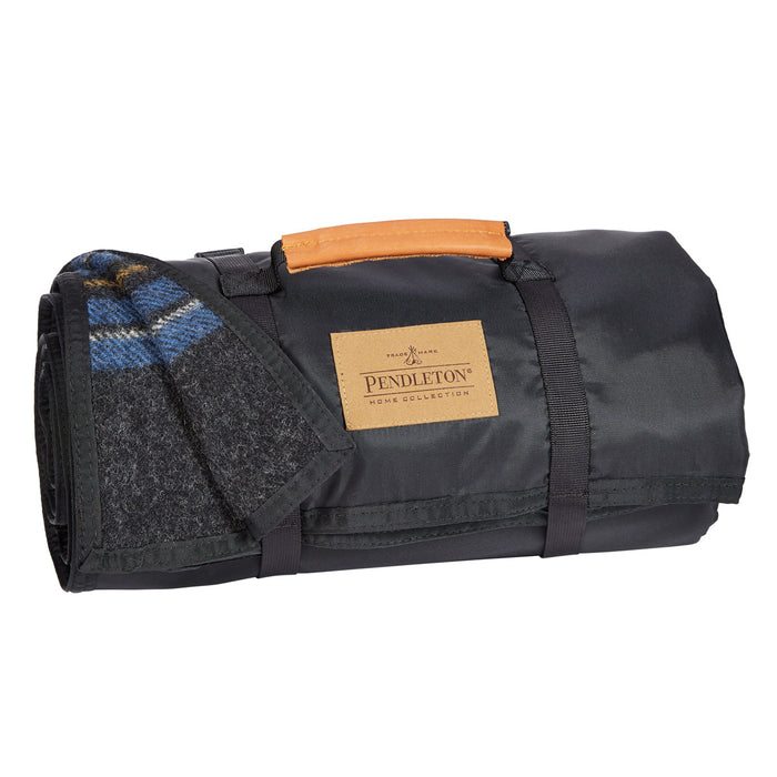 Pendleton Summit Lake Roll-up Blanket