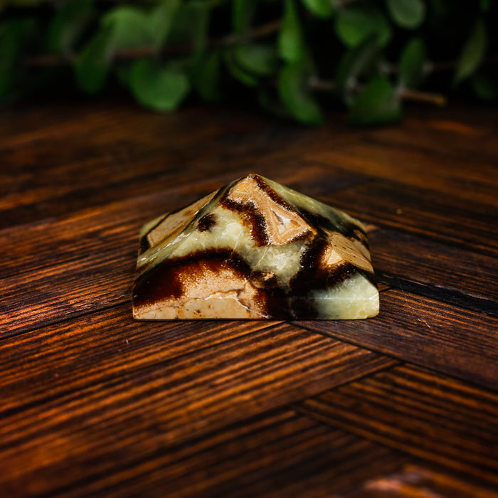 Septarian Pyramid
