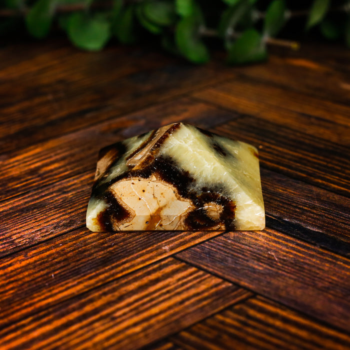 Septarian Pyramid