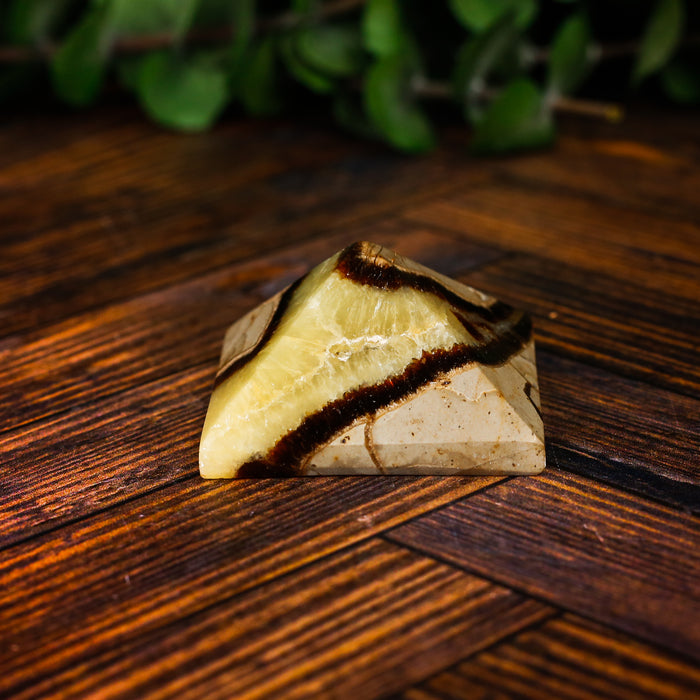 Septarian Pyramid
